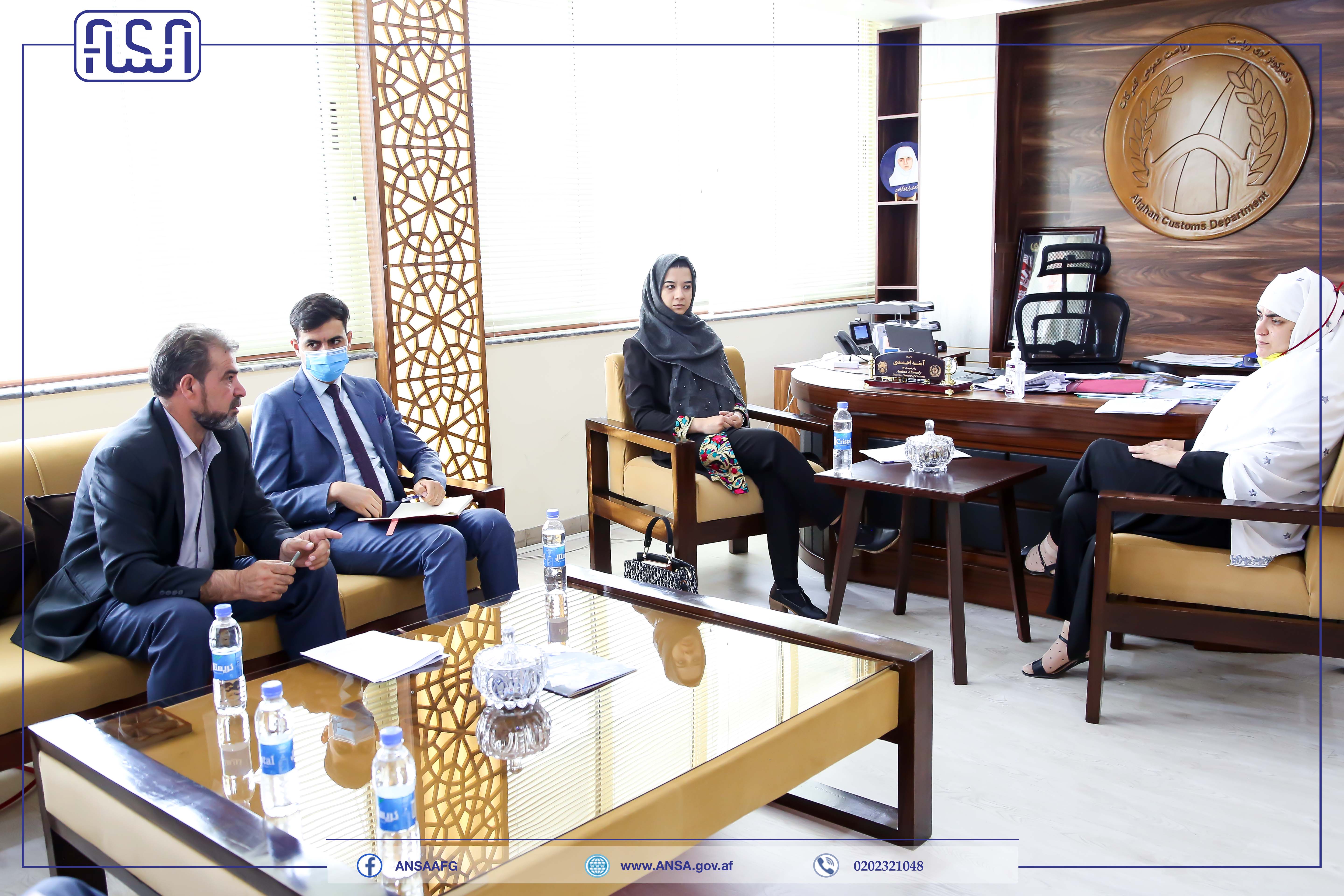 The Technical Director General of the National Standards Authority met with the Director General of Customs. 